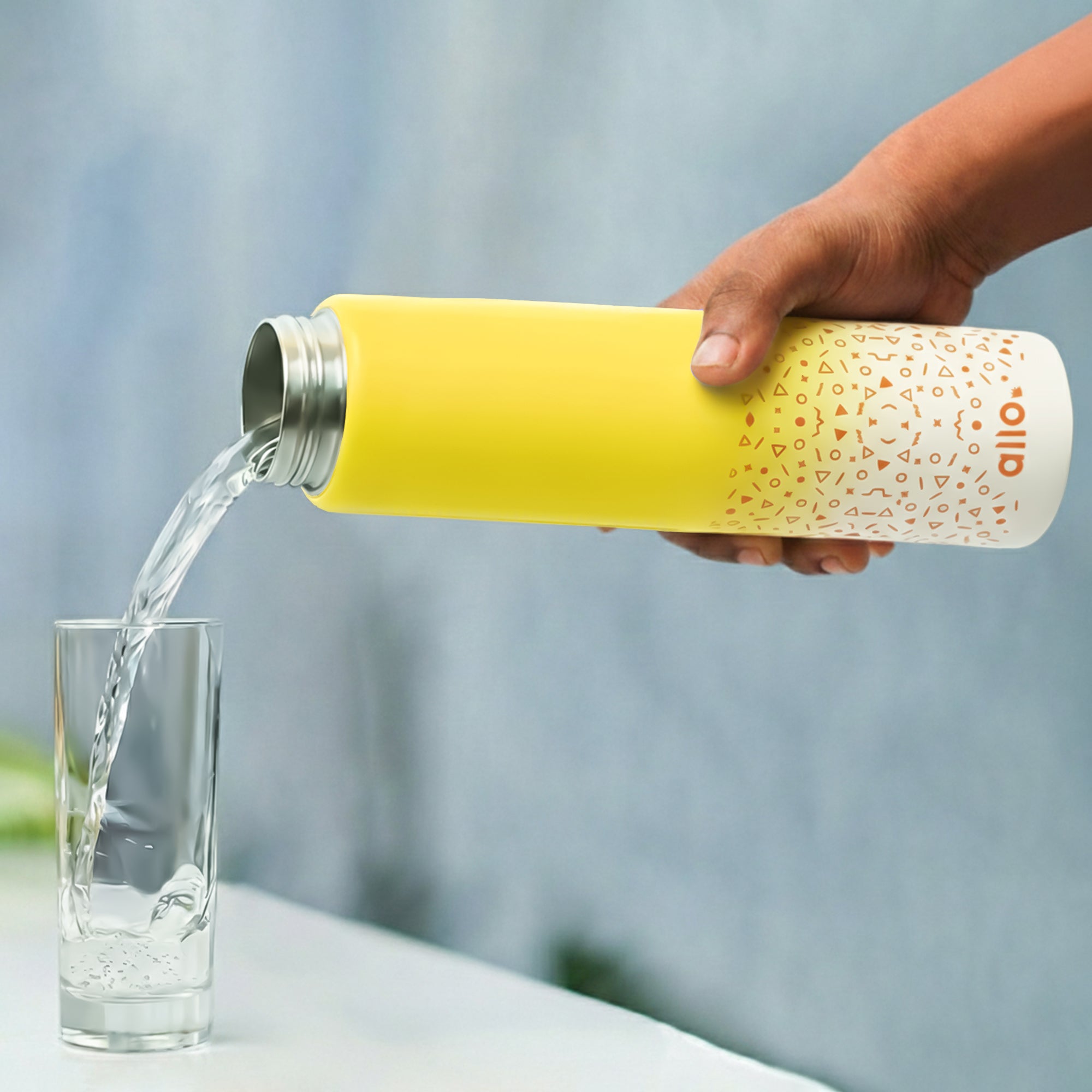 Allo Steel Water Bottles Stainless Steel Sipper Water Bottle for adults, kids 1 Litre Water Bottles for School, Office, Sports, Gym 1L Water Bottle for Men and women, Pack Of 2 | Yellow White 850ml
