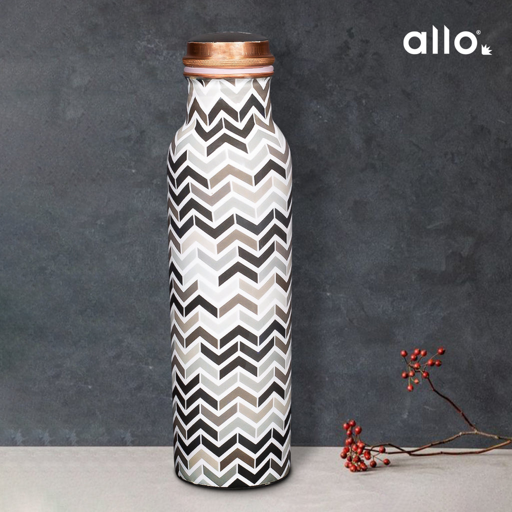 Allo Pure Copper Water Bottle 1 Litre Copper Bottle | Alkaline and Anti Oxidant | 100% Leak Proof, Office, Gym Bottle, Modern Tamba Bottle for Adults, Best Gift for Diwali (Chevron, Black & Grey)